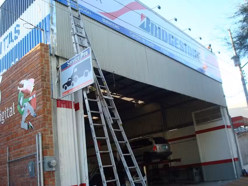 Asistencia Y Alta Mecanica Express, S.A. De C.V.