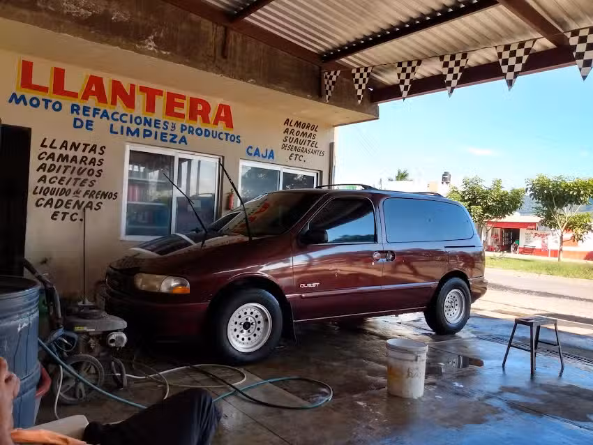 Autolavado y Llantera