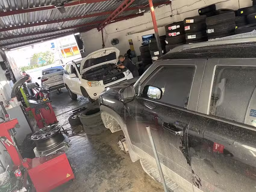 Autollantas Canc&uacute;n
