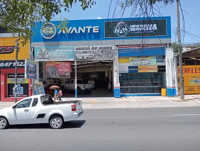 Avante llantas/Eloy Cavazos