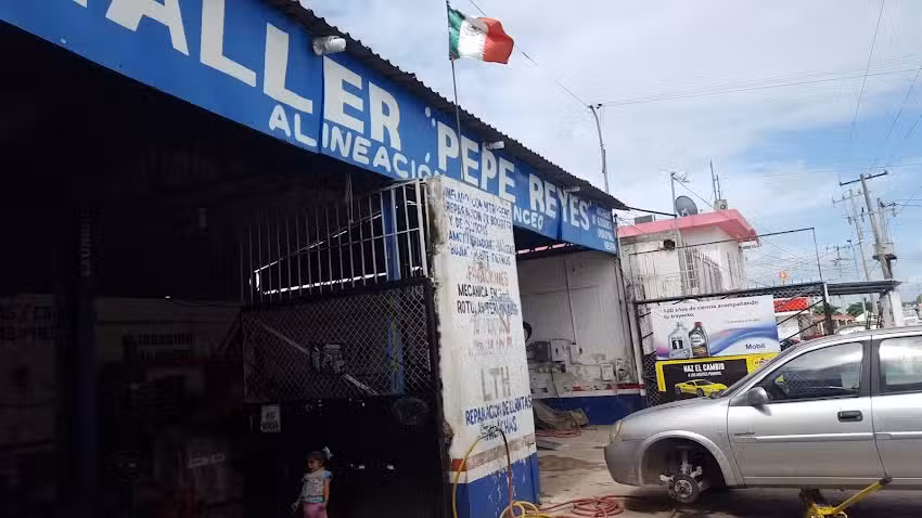 Bodega De Llantas Y Servicios De Champot&oacute;n