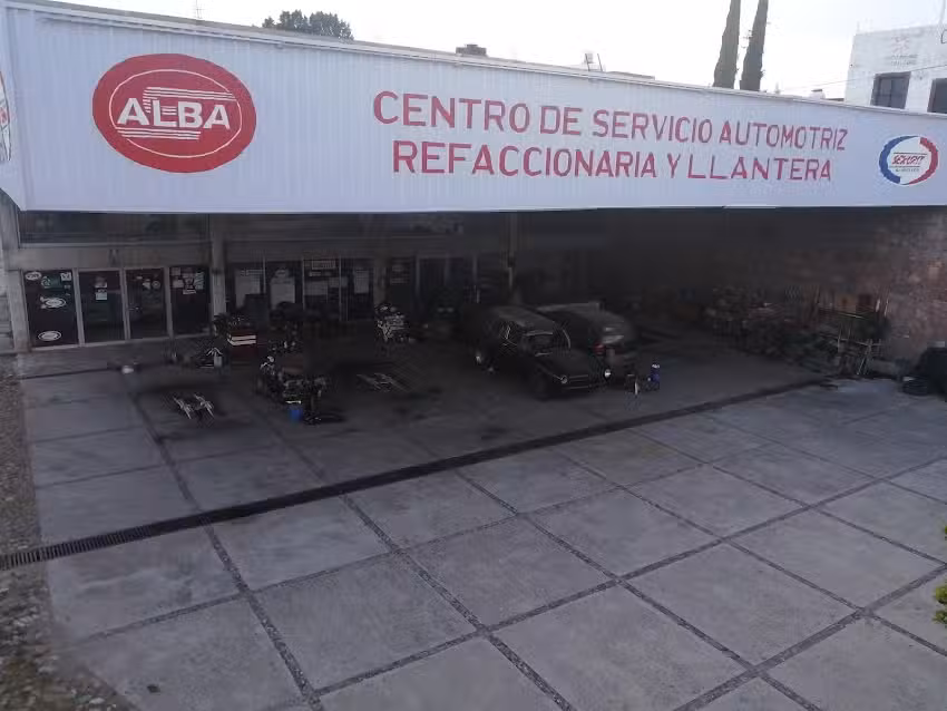 CENTRO DE SERVICIO AUTOMOTRIZ REFACCIONARIA Y LLANTERA