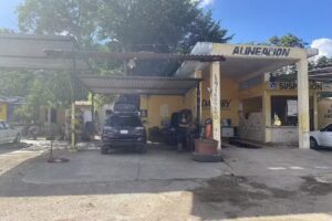 Centro de Servicios DANBRY ( llantera )