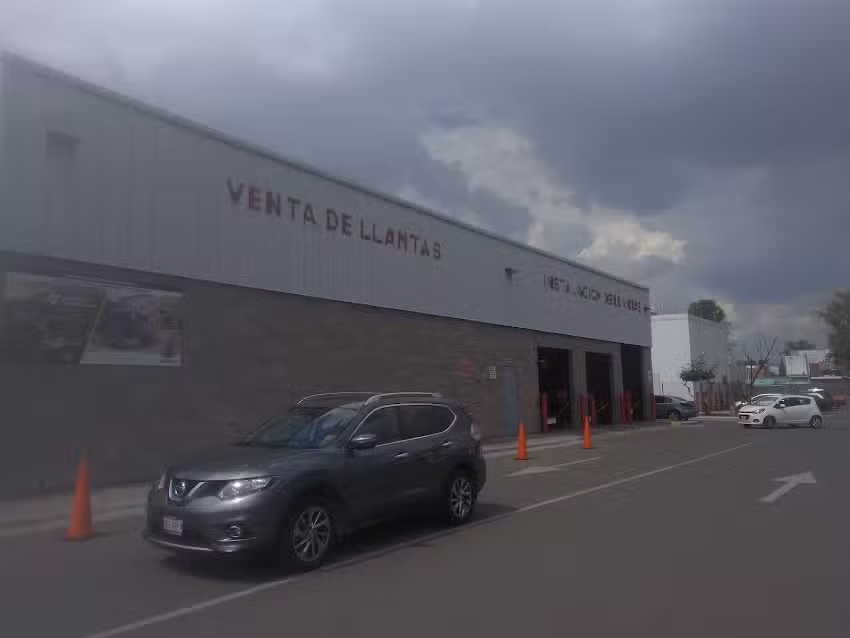 Costco Centro Llantero