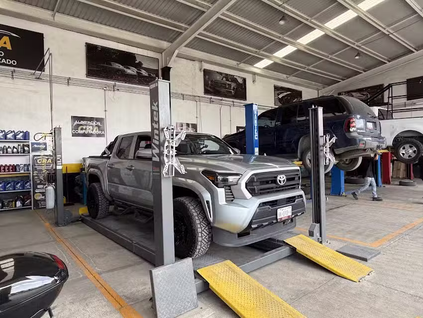 CRA Llantas y Suspensi&oacute;n