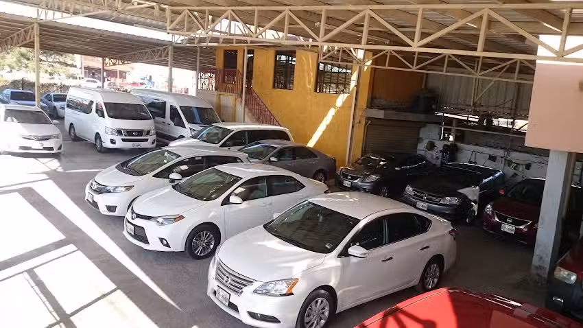Deluxe Motors