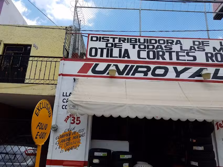 Distribuidora de Llantas y C&aacute;maras Uniroyal