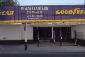 Goodyear Plaza Llantera 11 SUR