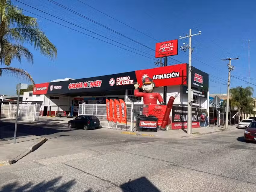 GREASE MONKEY, San Francisco del Rinc&oacute;n