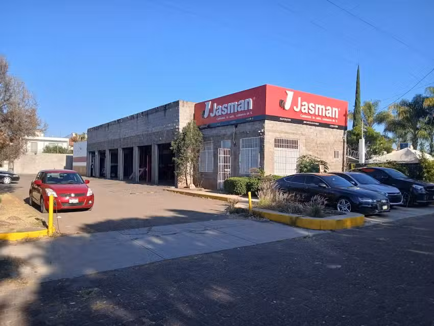 Jasman Automotriz Suc. Huertas | Taller Mec&aacute;nico en Morelia | Alineaci&oacute;n y Balanceo | Cambio de Aceite