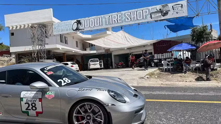 JUQUI LLANTAS Y SERVICIO AUTOMOTRIZ