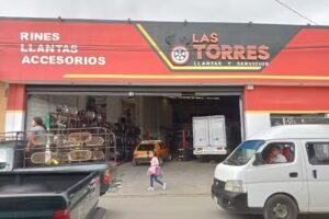 Las Torres: Llantera Y Servicios