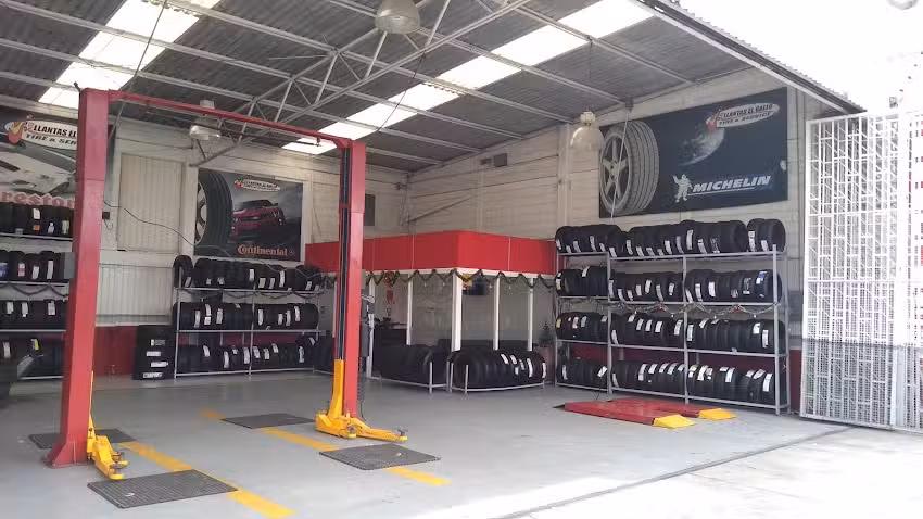 Llantas Baratas &ldquo;El Gallo&rdquo; Aeropuerto