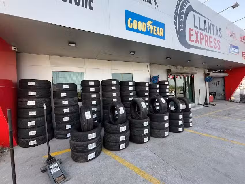 LLANTAS EXPRESS SUC PUERTA DEL SOL