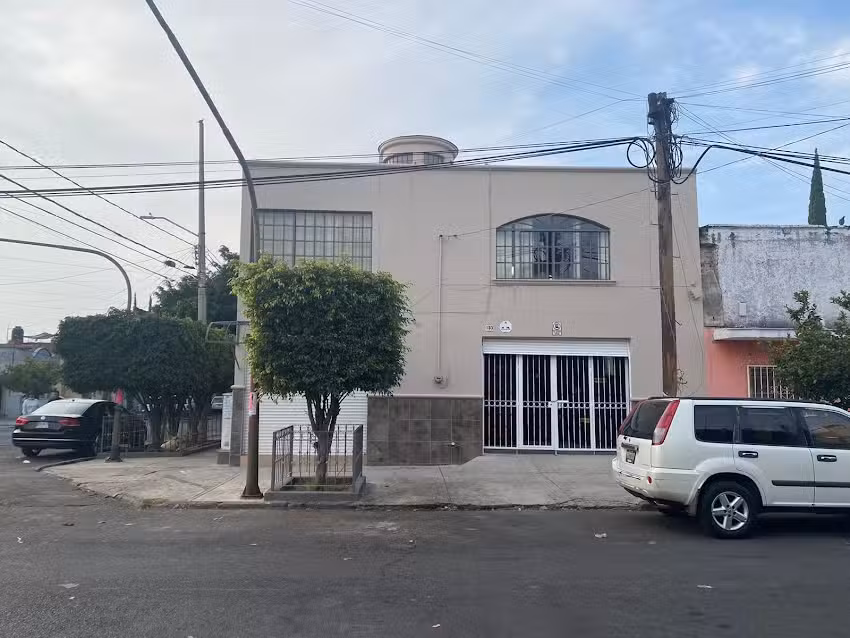 Llantas Jos&eacute; Mendoza
