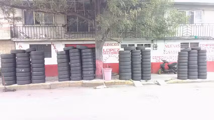 Llantas secciones y talachas &ldquo;los chavos&rdquo;