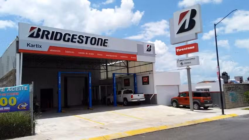 Llantas y Autoservicios Kartix