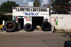 Llantas y bater&iacute;as &ldquo;Ma&ntilde;ico&rdquo;