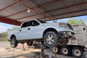 LLANTAS Y LUBRICANTES DE XICO