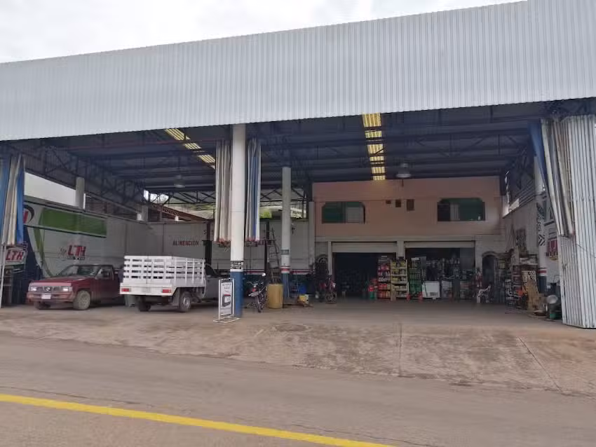 Llantas y Refacciones TAVERA