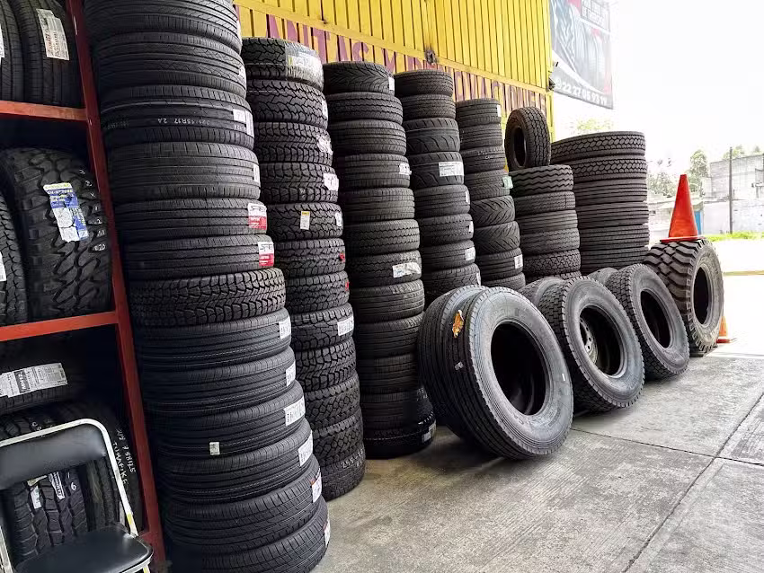 Llantas Y Renovaciones Sat&eacute;lite