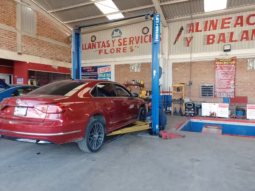 Llantas Y Servicios 1