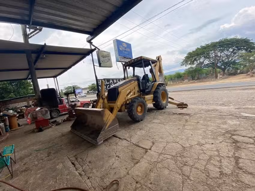 LLANTAS Y SERVICIOS 4 VIENTOS