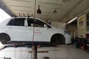 Llantas y servicios Cort&eacute;s de Uruapan