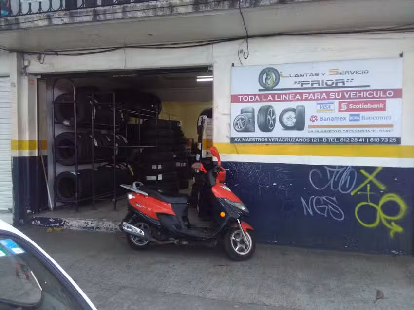 LLANTAS Y SERVICIOS PRIOR