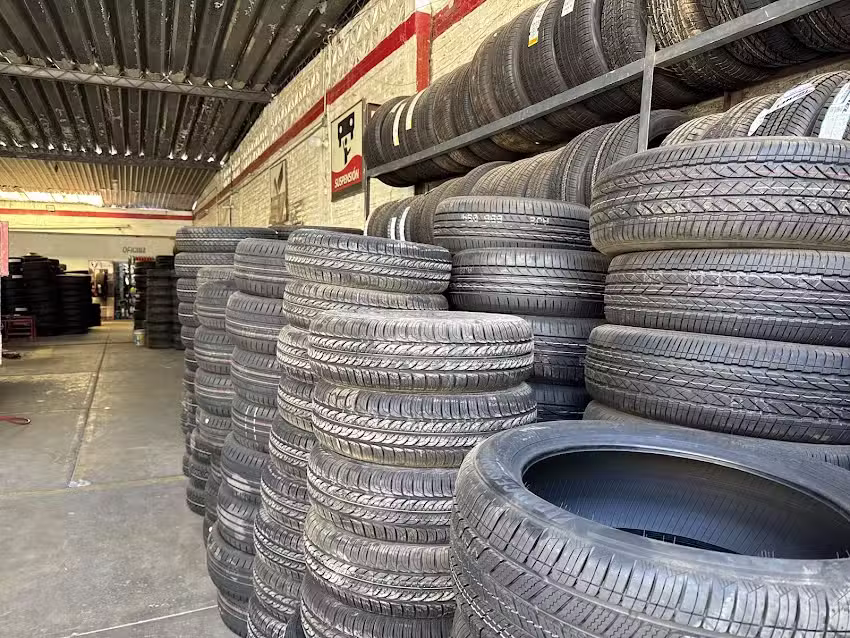 Llantas Y Servicios Robles Matriz
