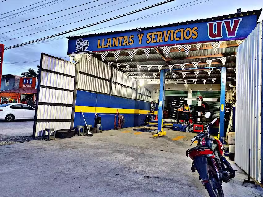 Llantas y servicios UV