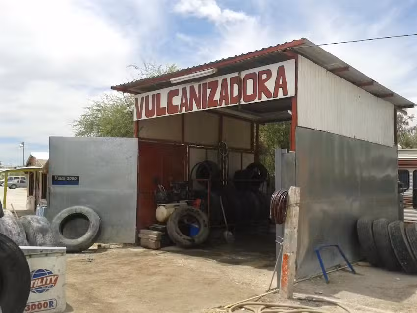 LLANTERA 2000