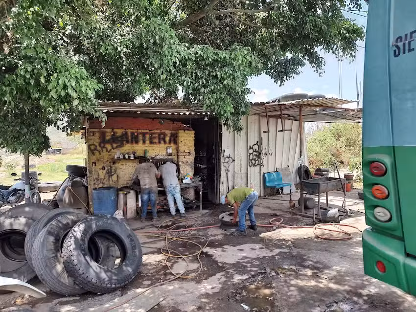 Llantera a San Miguel