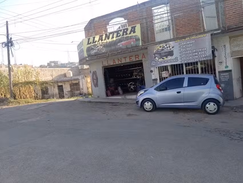 Llantera Alvarado
