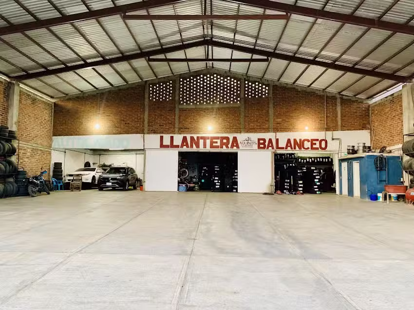 LLANTERA Aquino&rsquo;s