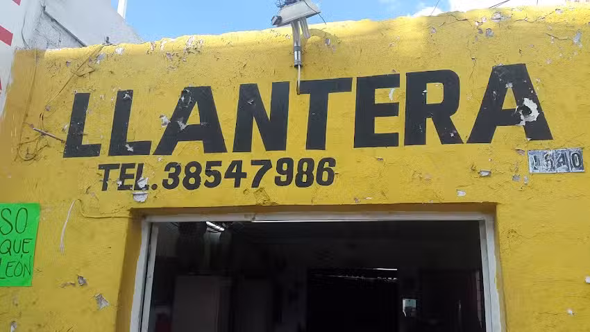 Llantera &Aacute;vila Camacho