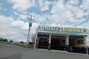 Llantera Beto’s Villa Guerrero
