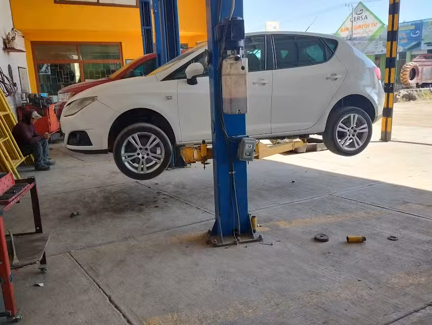 Llantera Calindo