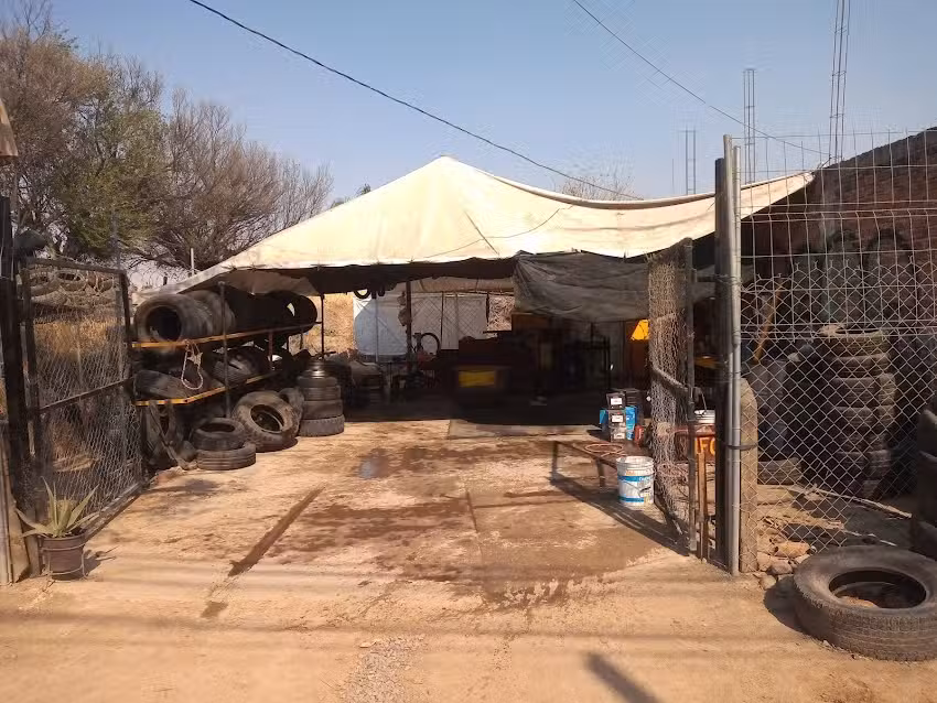 Llantera D&rsquo; Carlos