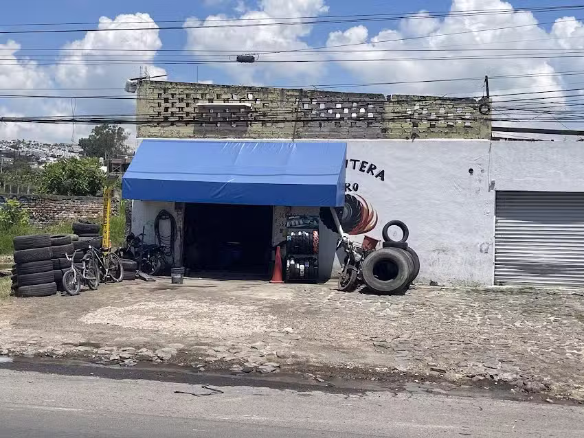 Llantera el Guero