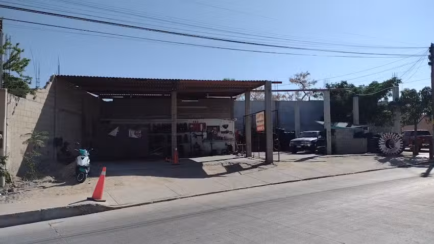 LLANTERA EL G&Uuml;ICO