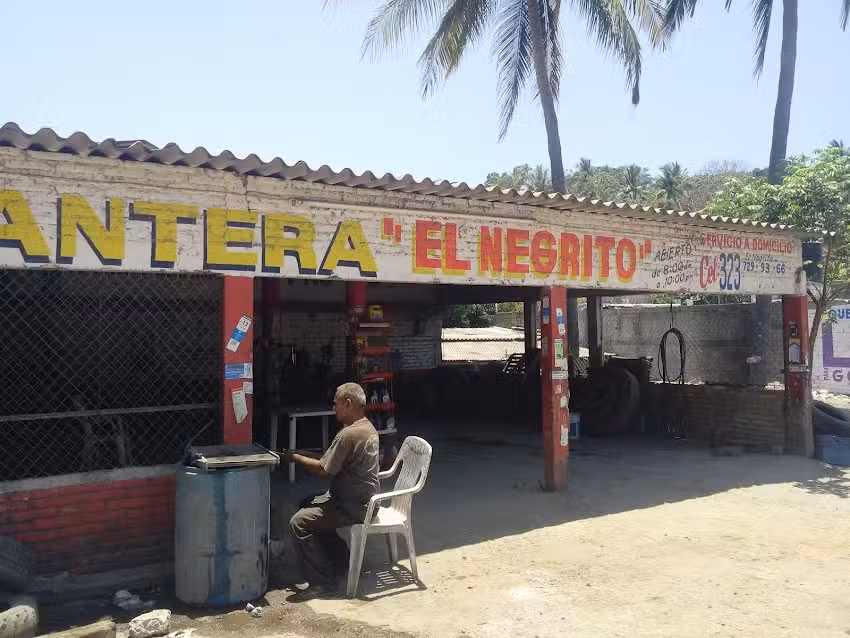 Llantera &ldquo;El Negrito&rdquo;