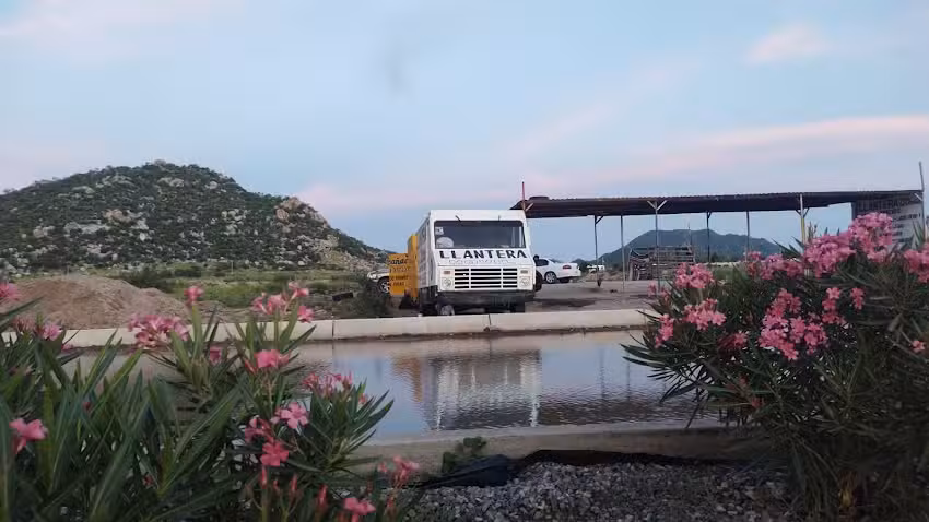Llantera El Oca&ntilde;a