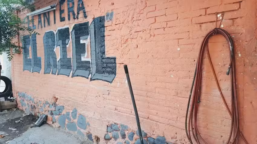 Llantera EL RIEL