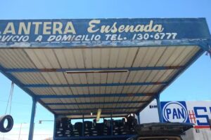 Llantera Ensenada