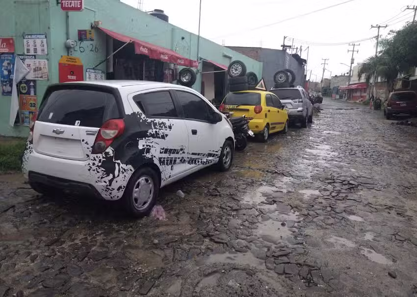 Llantera Escobedo&rsquo;s