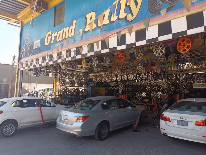 Llantera Grand Rally