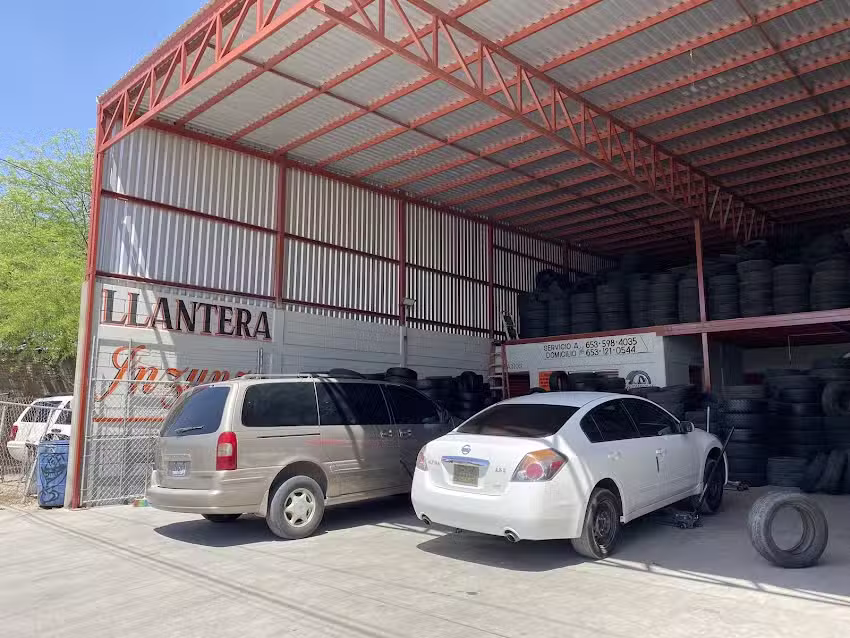 Llantera Inzunza
