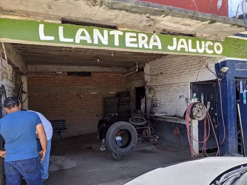 Llantera Jaluco