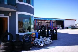 LLANTERA JR TIRE SHOP
